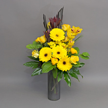 Frumusețe însorită - buchet cu crizanteme și gerbera